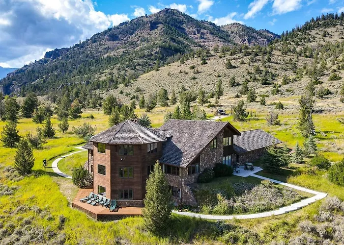 Holiday home Wyoming Retreat On Wood River: Hike & Fly Fish! Meeteetse