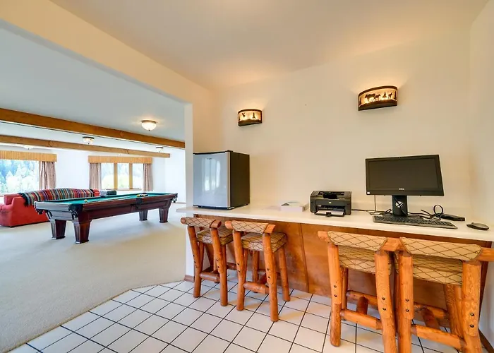 Wyoming Retreat On Wood River: Hike & Fly Fish! Holiday home